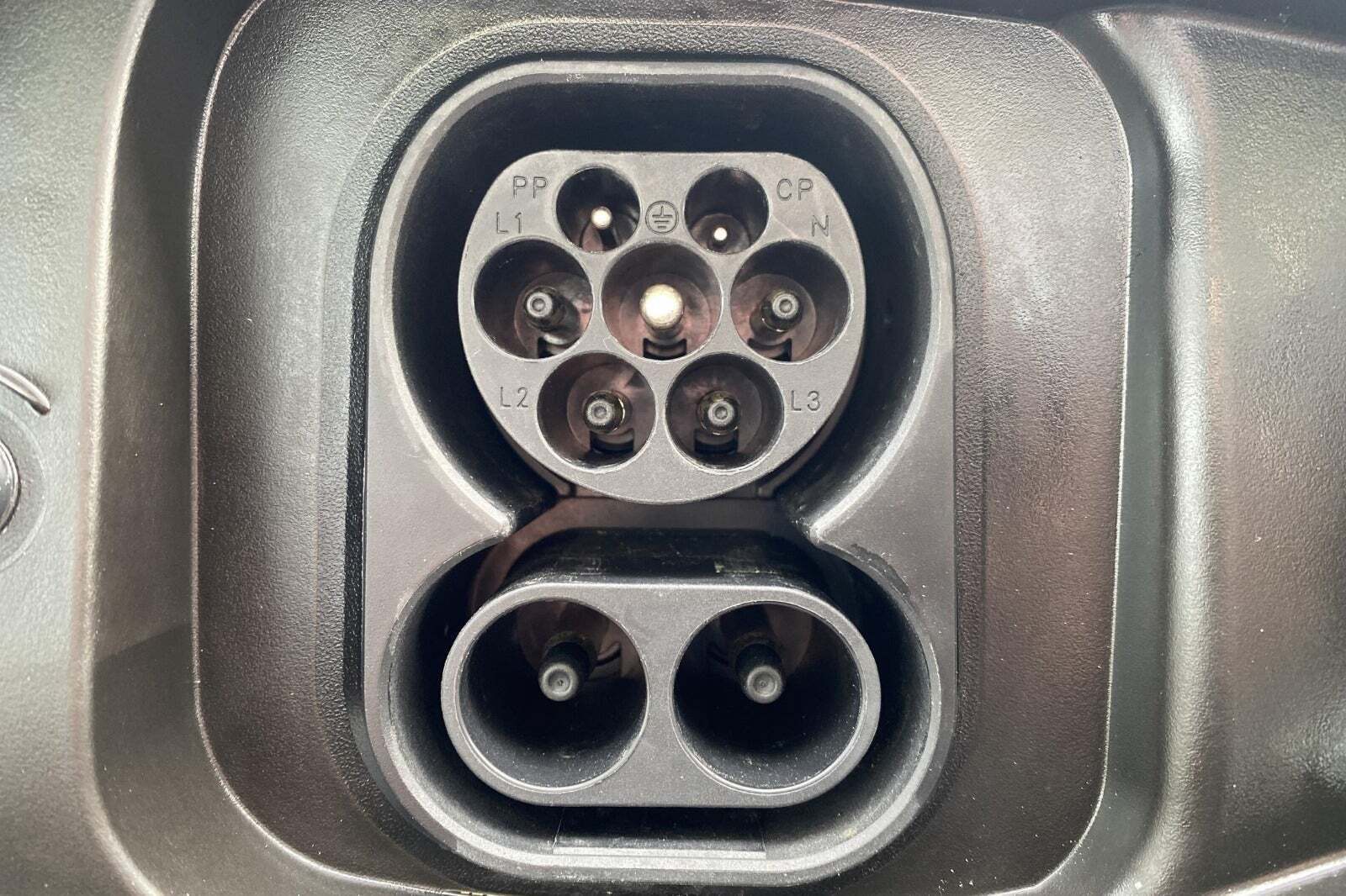 Hvid BYD Dolphin fra 2023