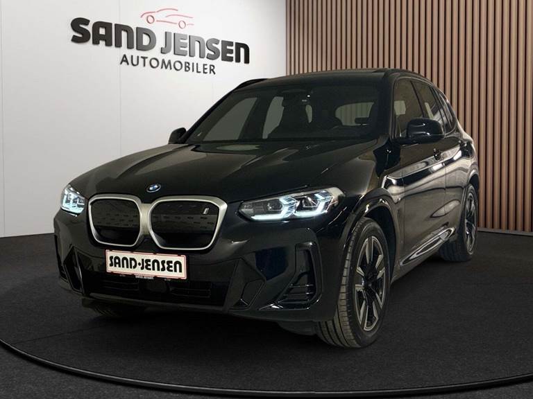 BMW iX3 Charged M-Sport Van