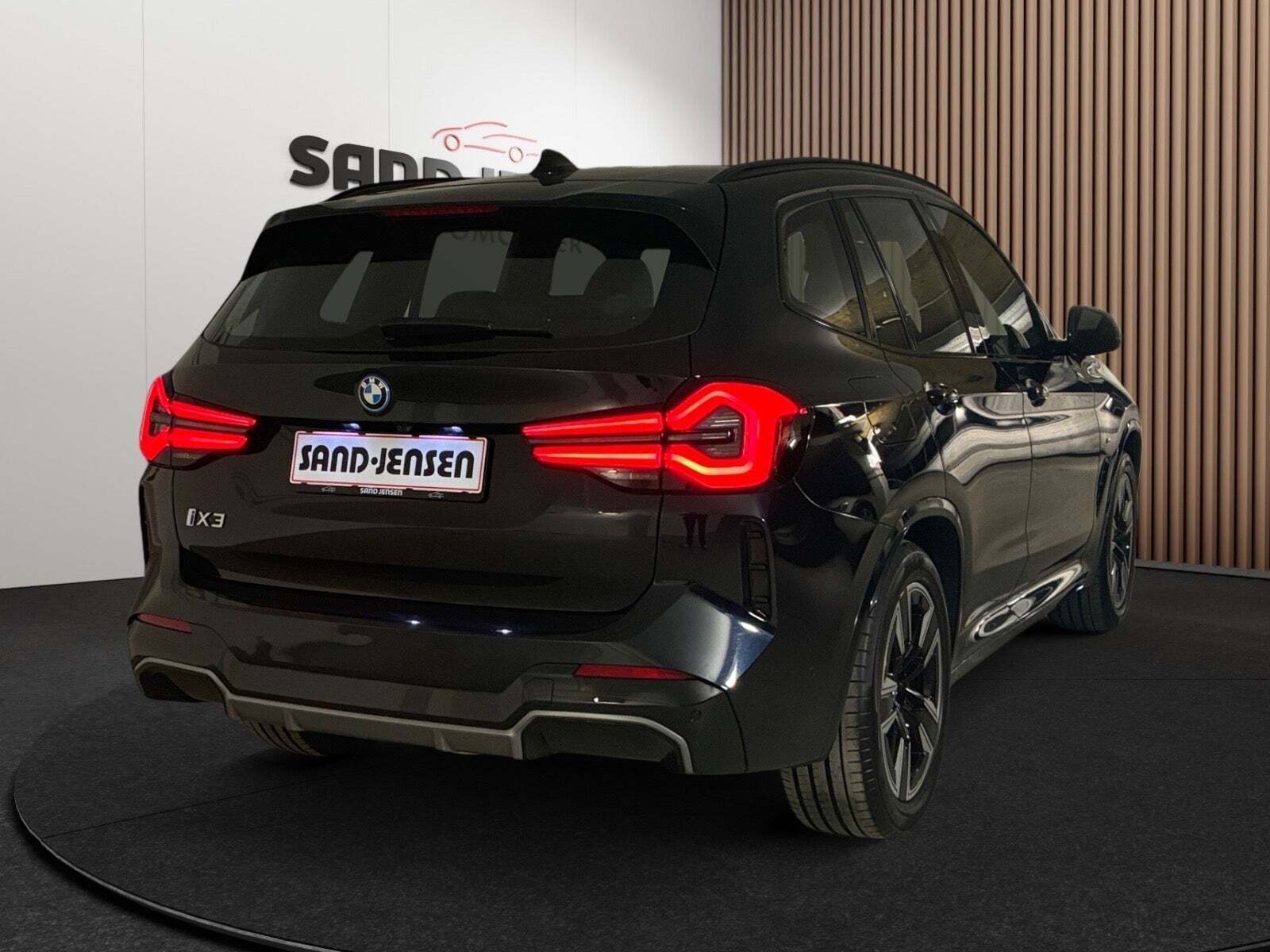 BMW iX3 Charged M-Sport Van