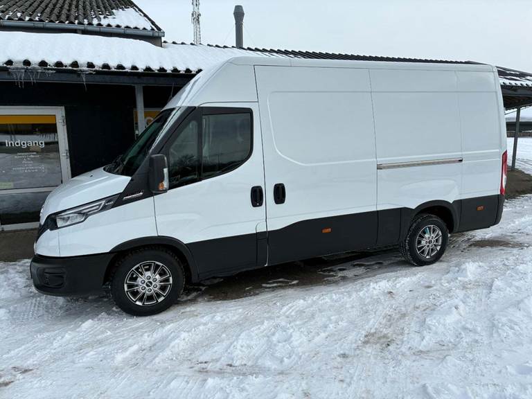 Iveco Daily 3,0 35S18 12m³ Van AG8