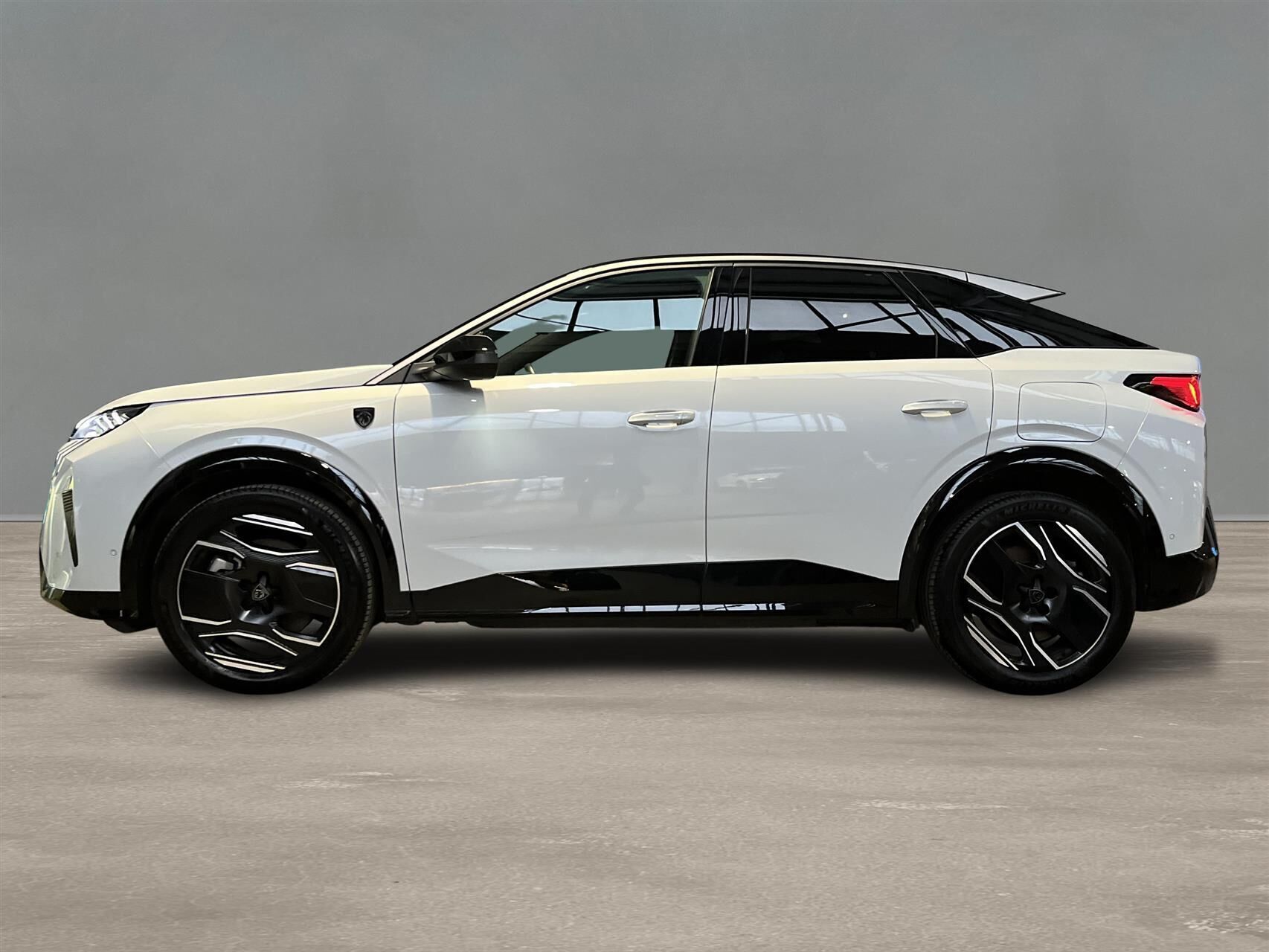 Peugeot e-3008 EL GT Pack 210HK 5d Aut.