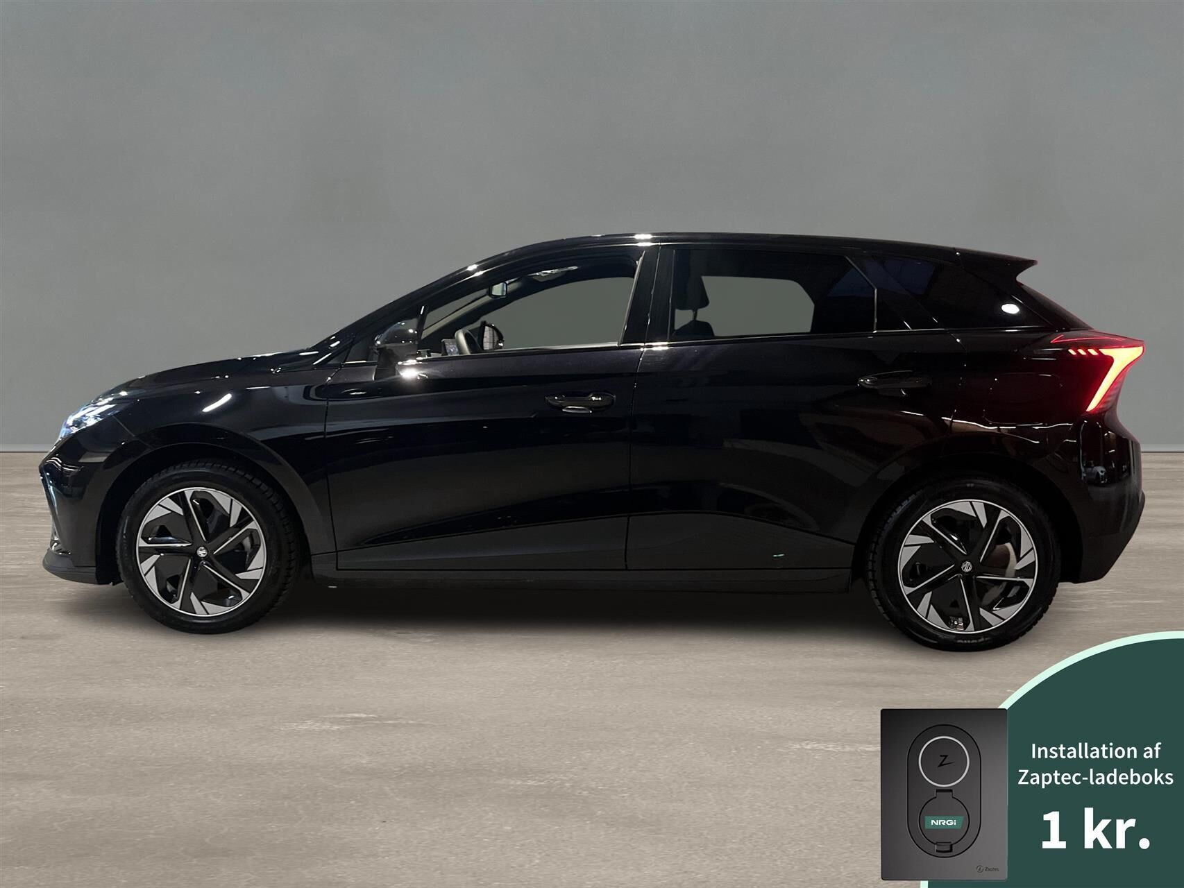 MG MG4 Electric EL Luxury Long Range 204HK 5d Aut.