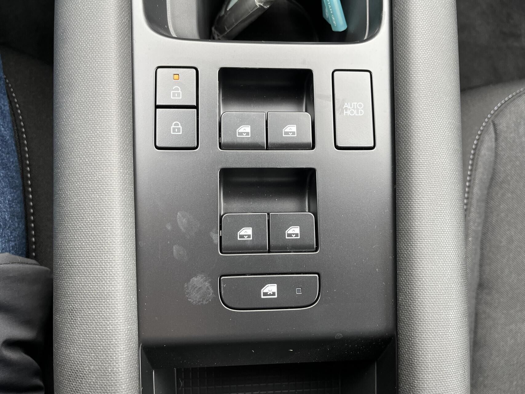 Sølv Hyundai Ioniq 6 fra 2025