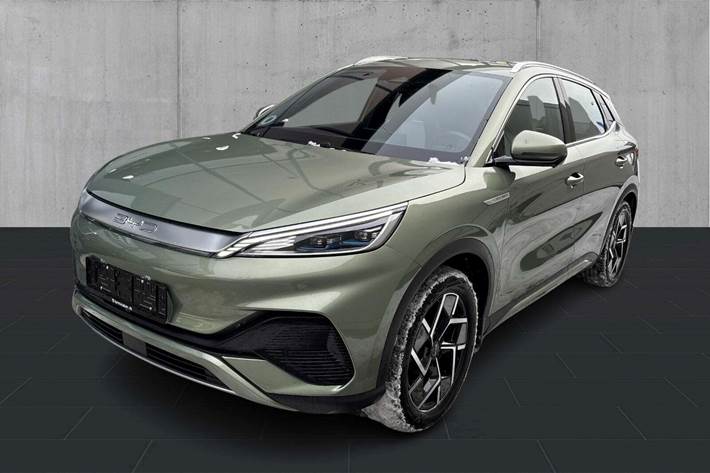 Grøn BYD Atto 3 fra 2022 set udefra