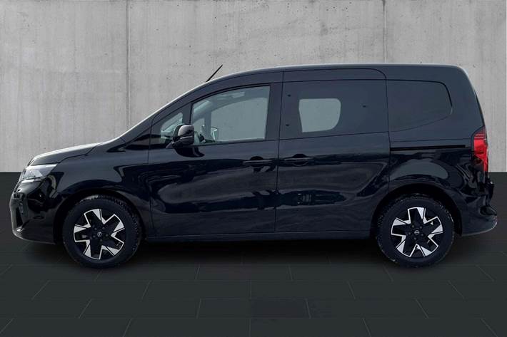 Grå Nissan Townstar fra 2022