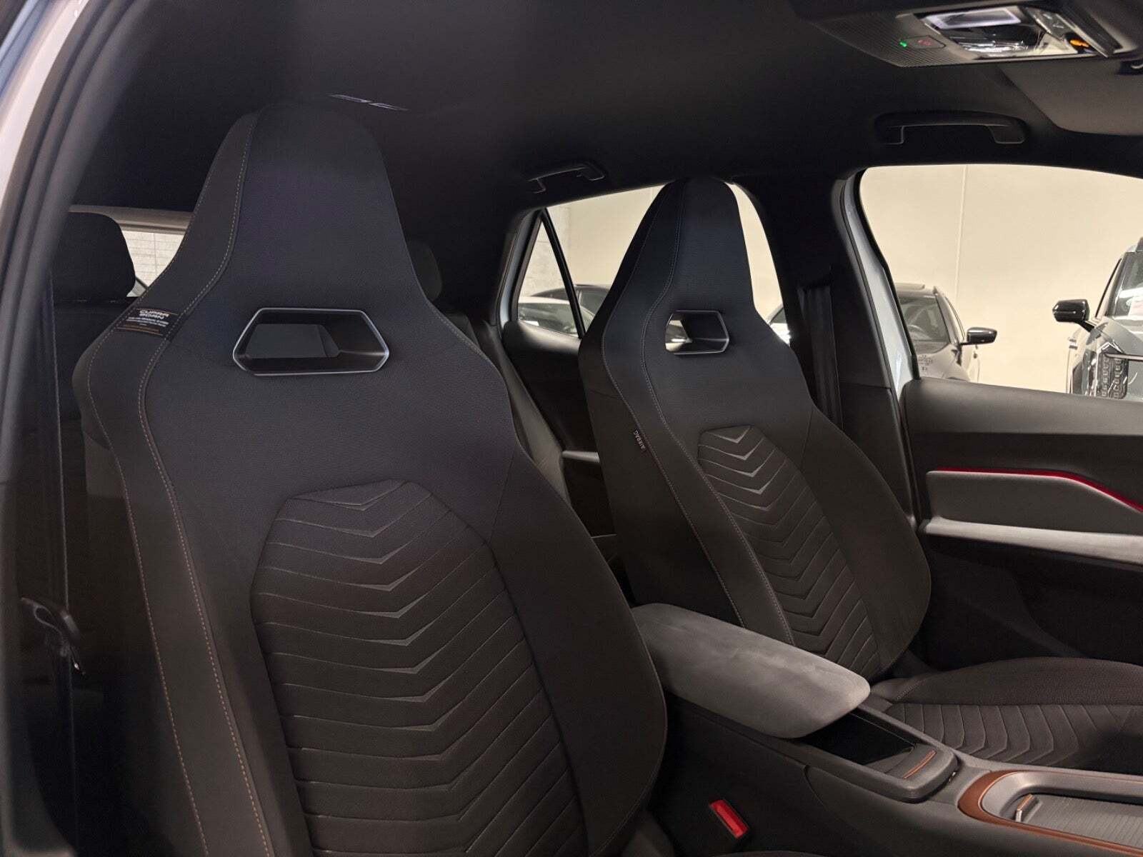 Hvid Cupra Born fra 2023