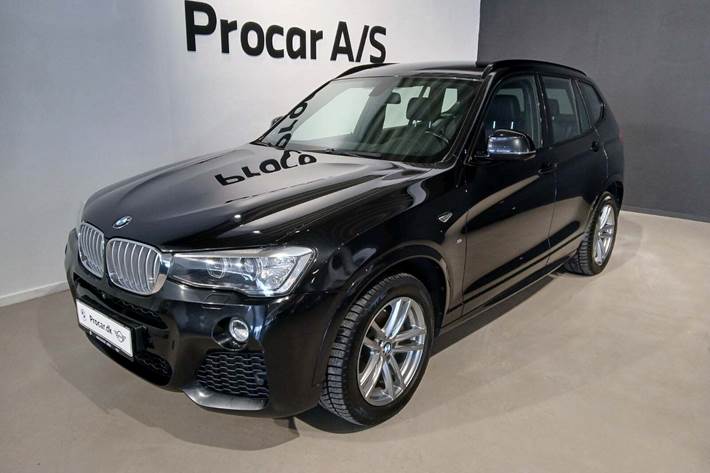 Sort BMW X3 fra 2015 set udefra