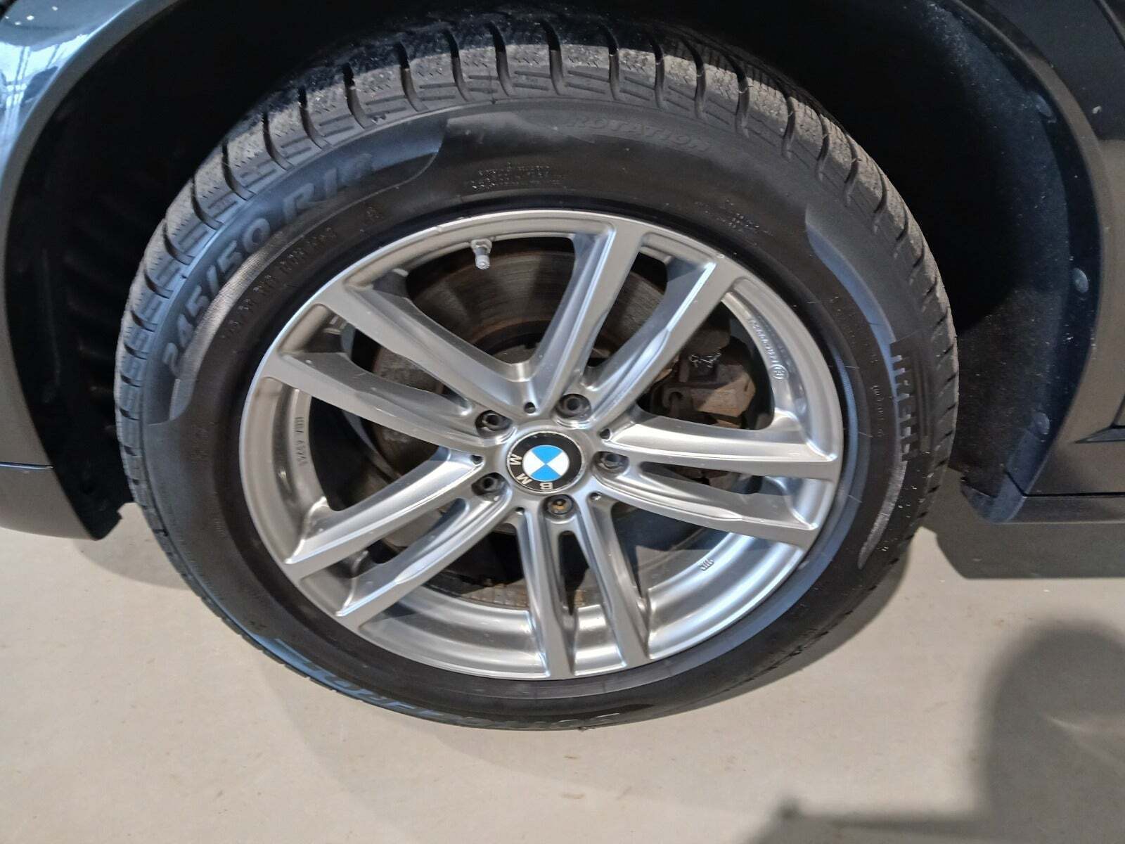 Sort BMW X3 fra 2015