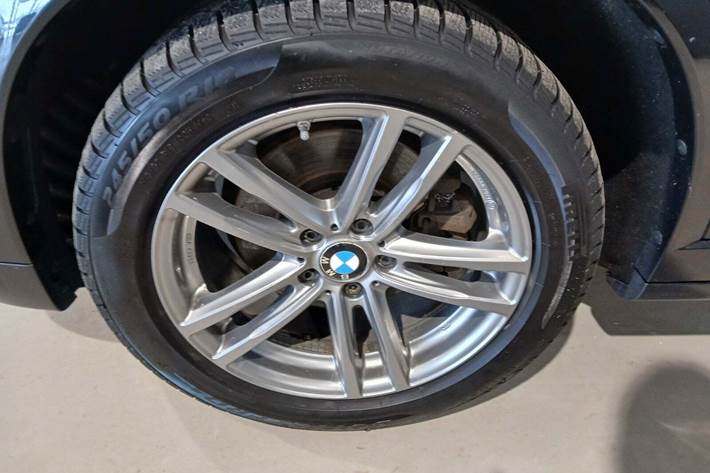 Sort BMW X3 fra 2015