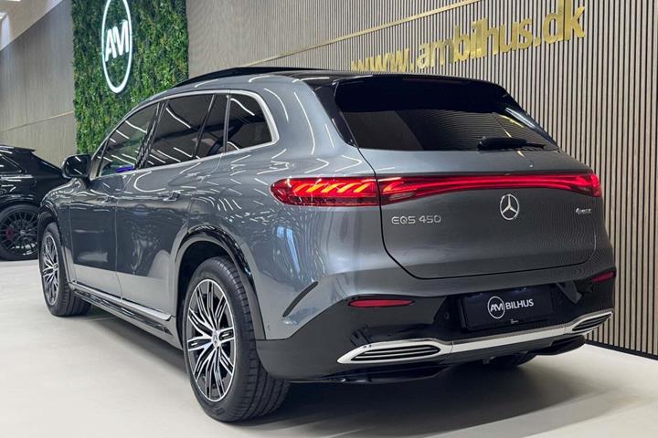 Grå Mercedes EQS450 SUV fra 2023