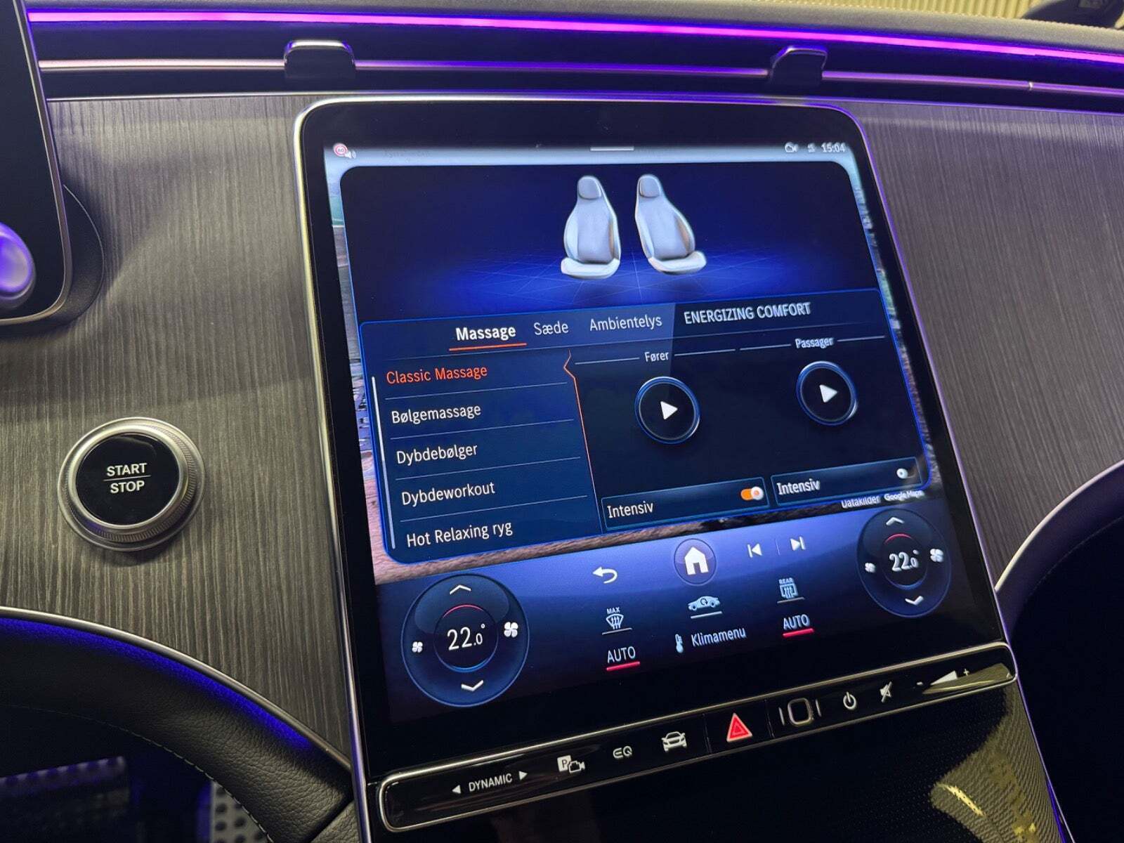 Grå Mercedes EQS450 SUV fra 2023