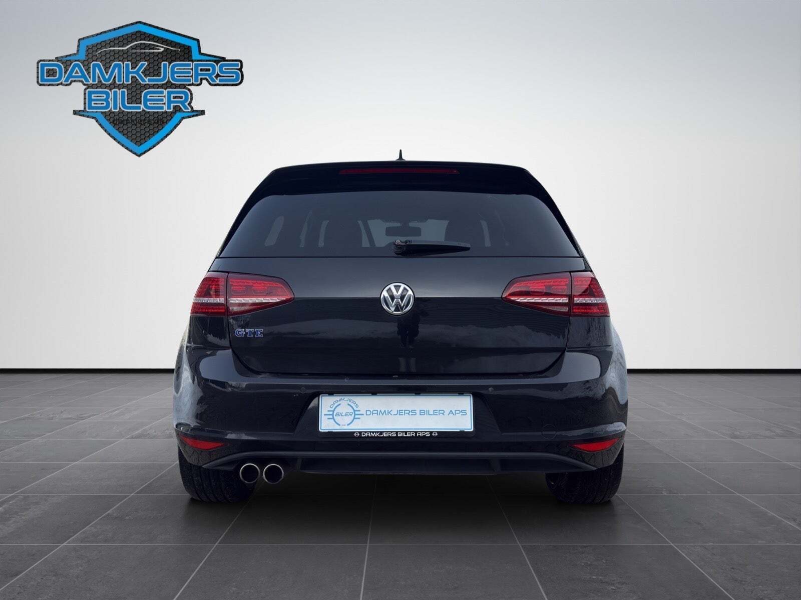 Sort VW Golf VII fra 2016