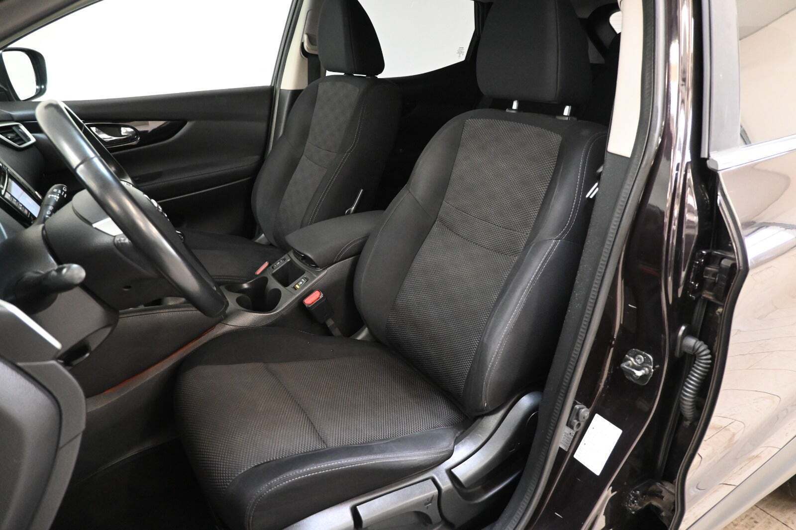 Lilla Nissan Qashqai fra 2016