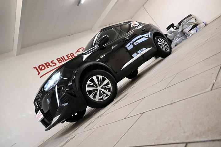 Sort Peugeot 2008 fra 2023
