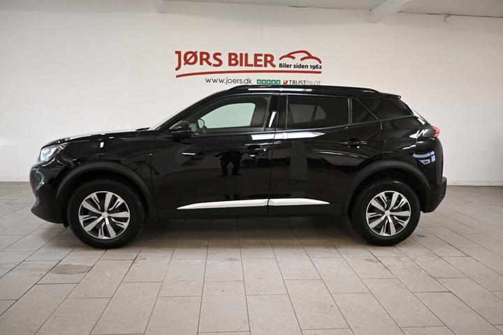 Sort Peugeot 2008 fra 2023