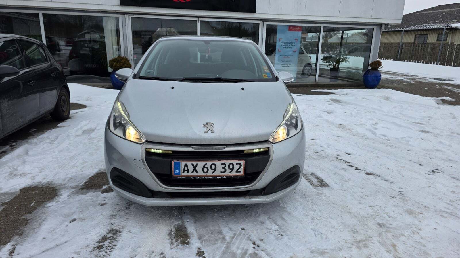 Peugeot 208 1,2 VTi 82 Active