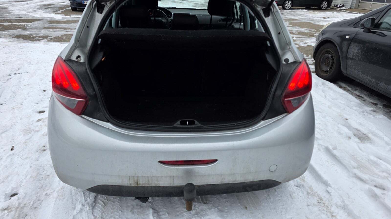 Peugeot 208 1,2 VTi 82 Active