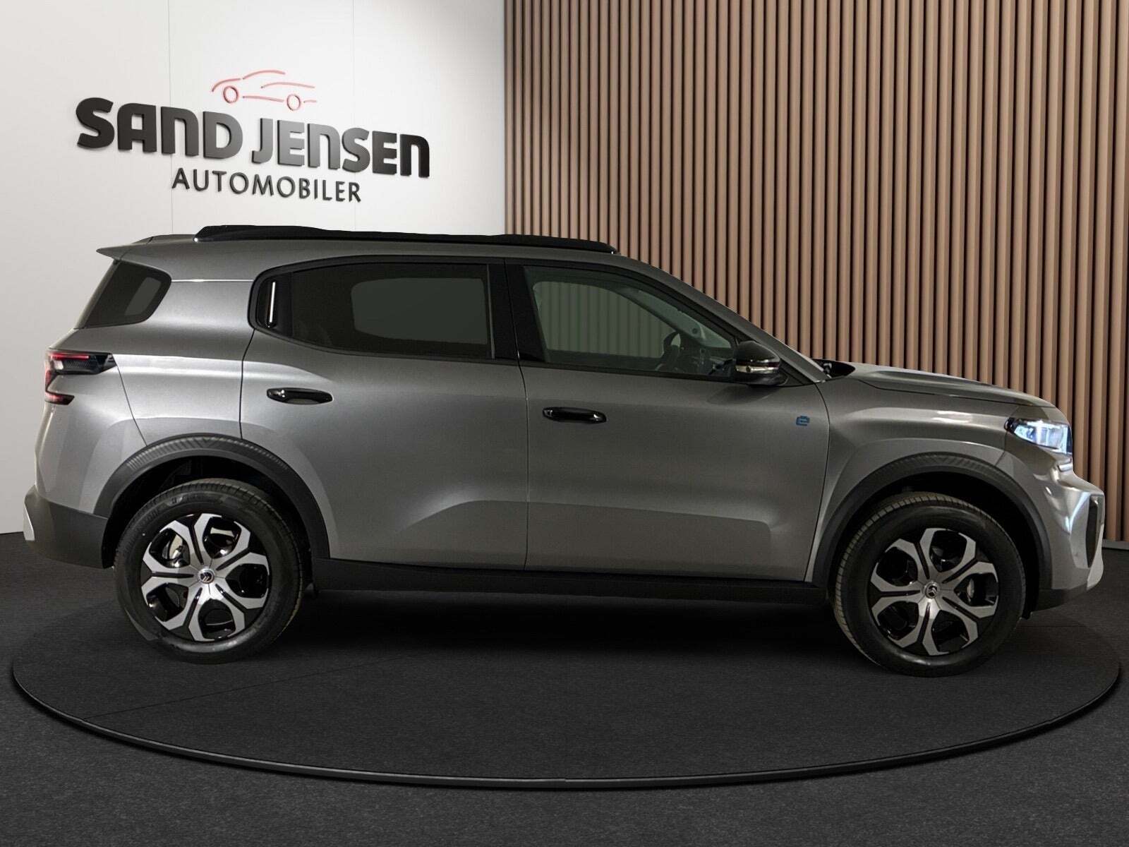 Grå Citroën e-C3 Aircross fra 2026