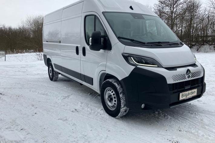 Hvid Citroën ë-Jumper 35H fra 2024