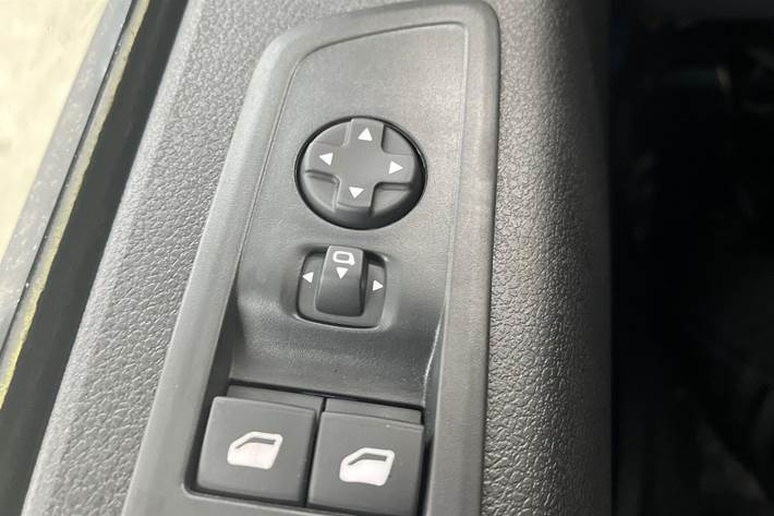 Hvid Citroën e-Jumpy fra 2024