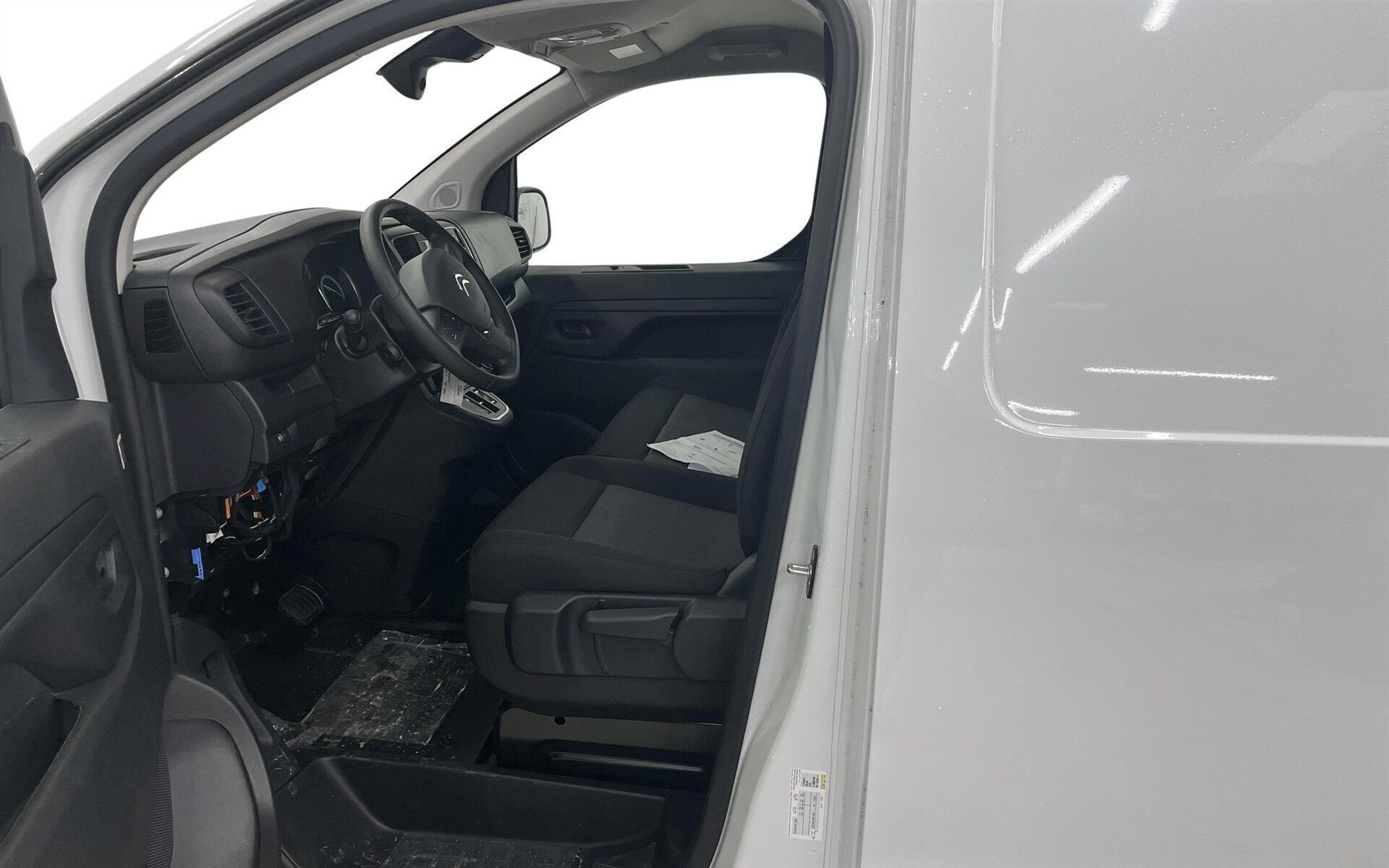 Hvid Citroën e-Jumpy fra 2024