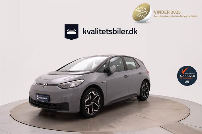 Grå VW ID.3 fra 2022 set udefra