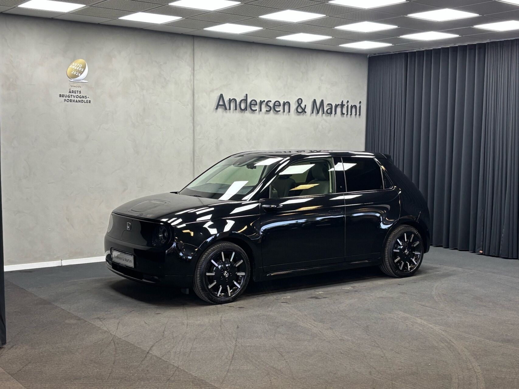 Honda e EL Advance CVT 154HK 5d Aut.