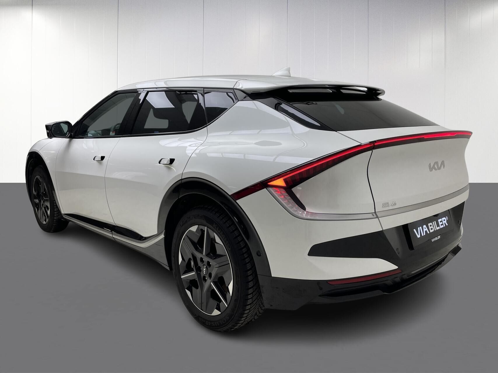 Hvid Kia EV6 fra 2025