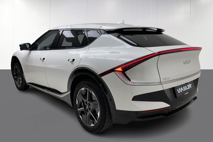 Hvid Kia EV6 fra 2025