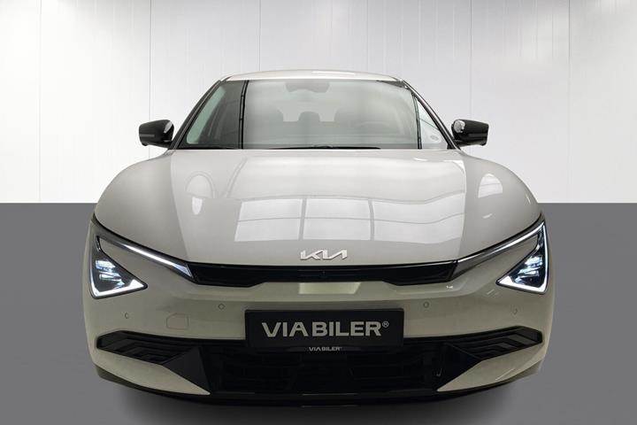 Hvid Kia EV6 fra 2025