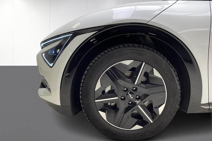 Hvid Kia EV6 fra 2025