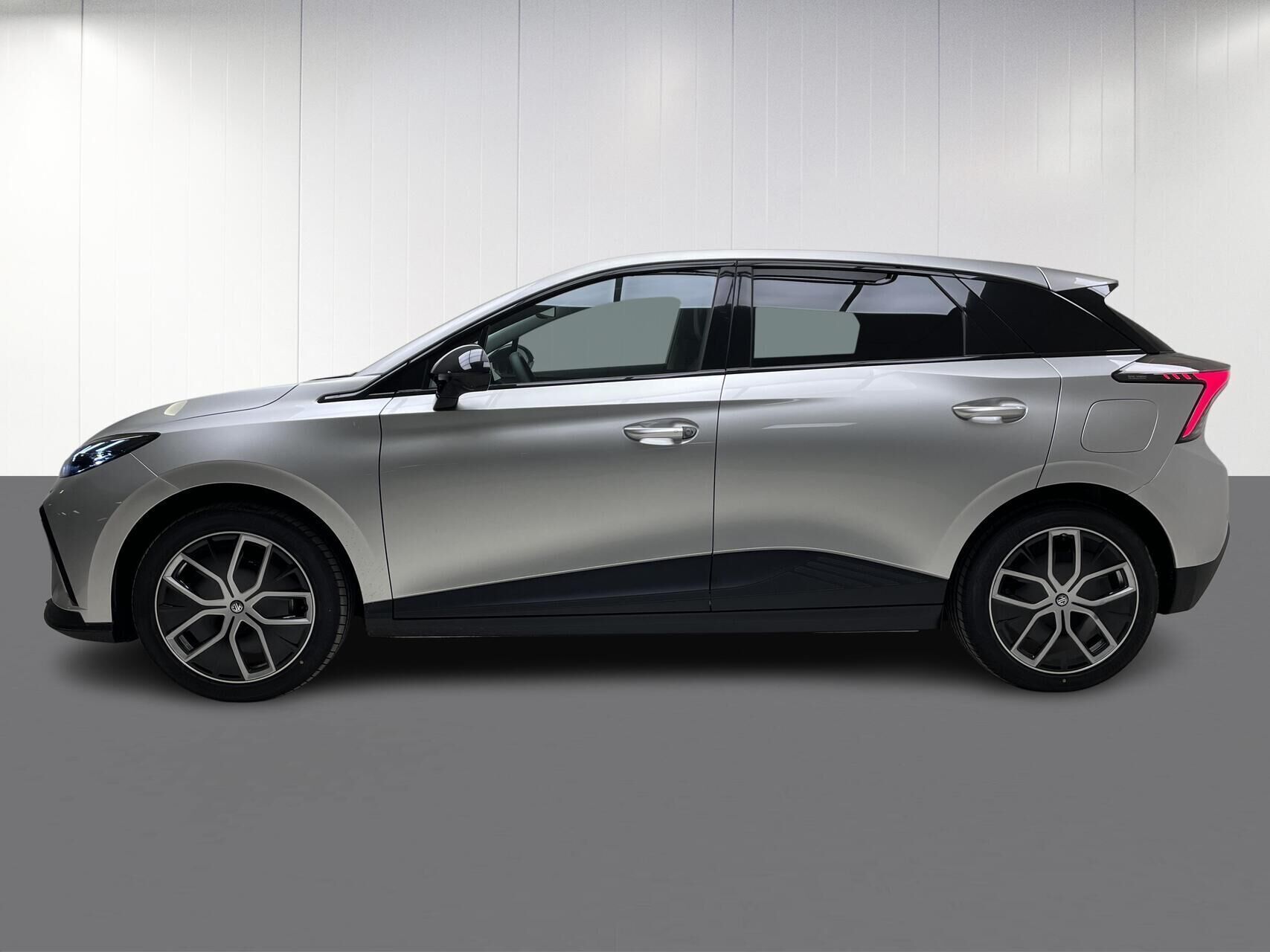 MG MG4 Electric EL Luxury Long Range 204HK 5d Aut.