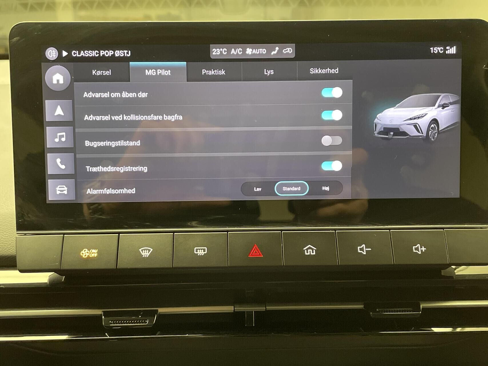 Grå MG MG4 Electric fra 2025