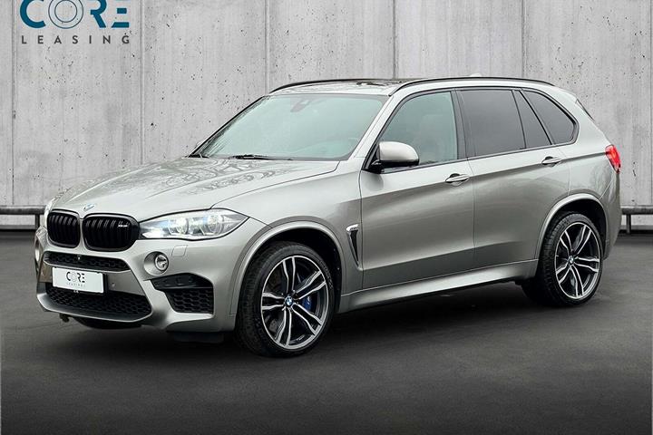 Sølv BMW X5 fra 2015