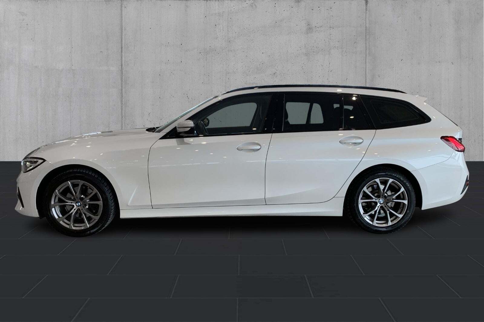 BMW 320d 2,0 Touring Sport Line aut.