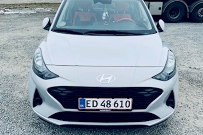 Grå Hyundai Hyundai i10 Advanced fra 2024