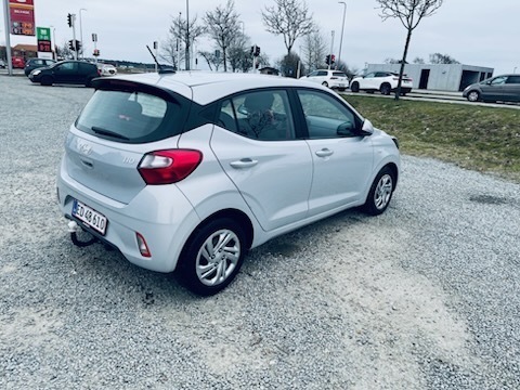 Grå Hyundai Hyundai i10 Advanced fra 2024