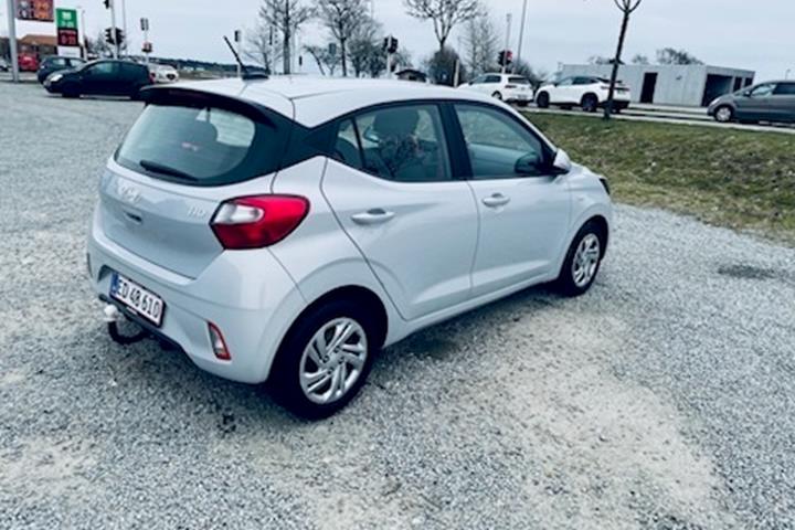 Grå Hyundai Hyundai i10 Advanced fra 2024