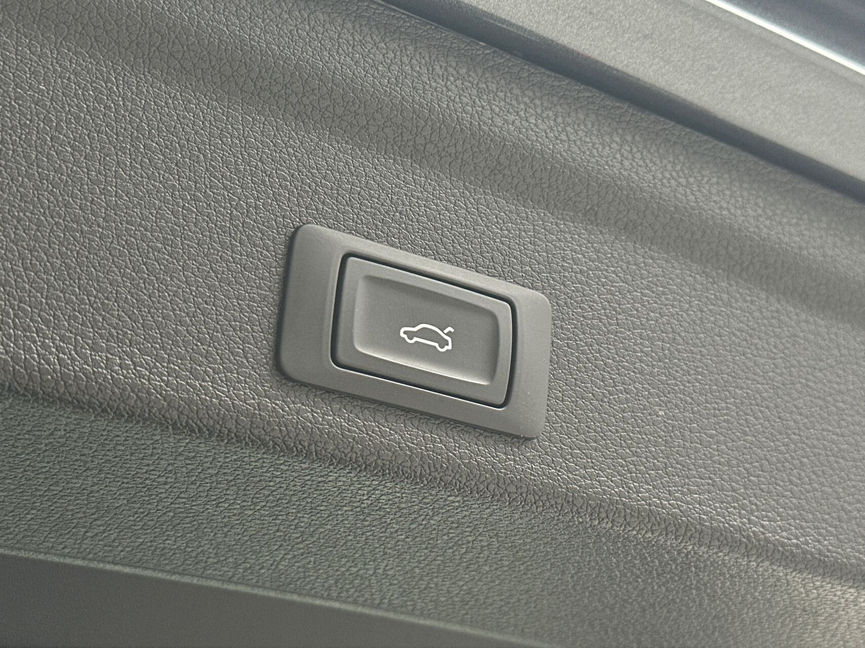 Sort Audi Q3 fra 2022