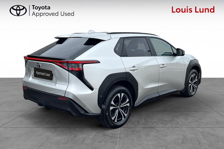 undefined Toyota BZ4X fra 2025