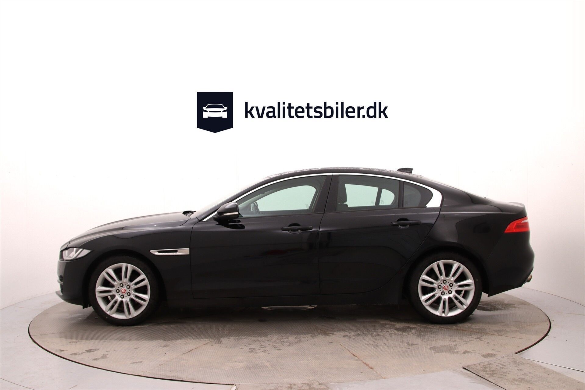 Jaguar XE 2,0 D Pure 180HK 8g Aut.