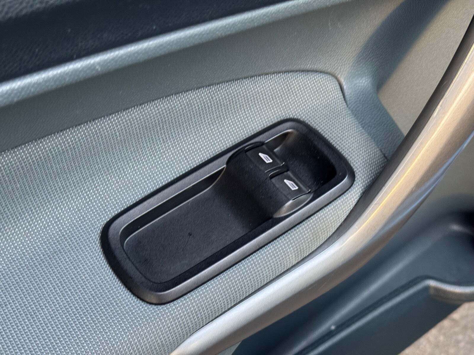 Blå Ford Fiesta fra 2009