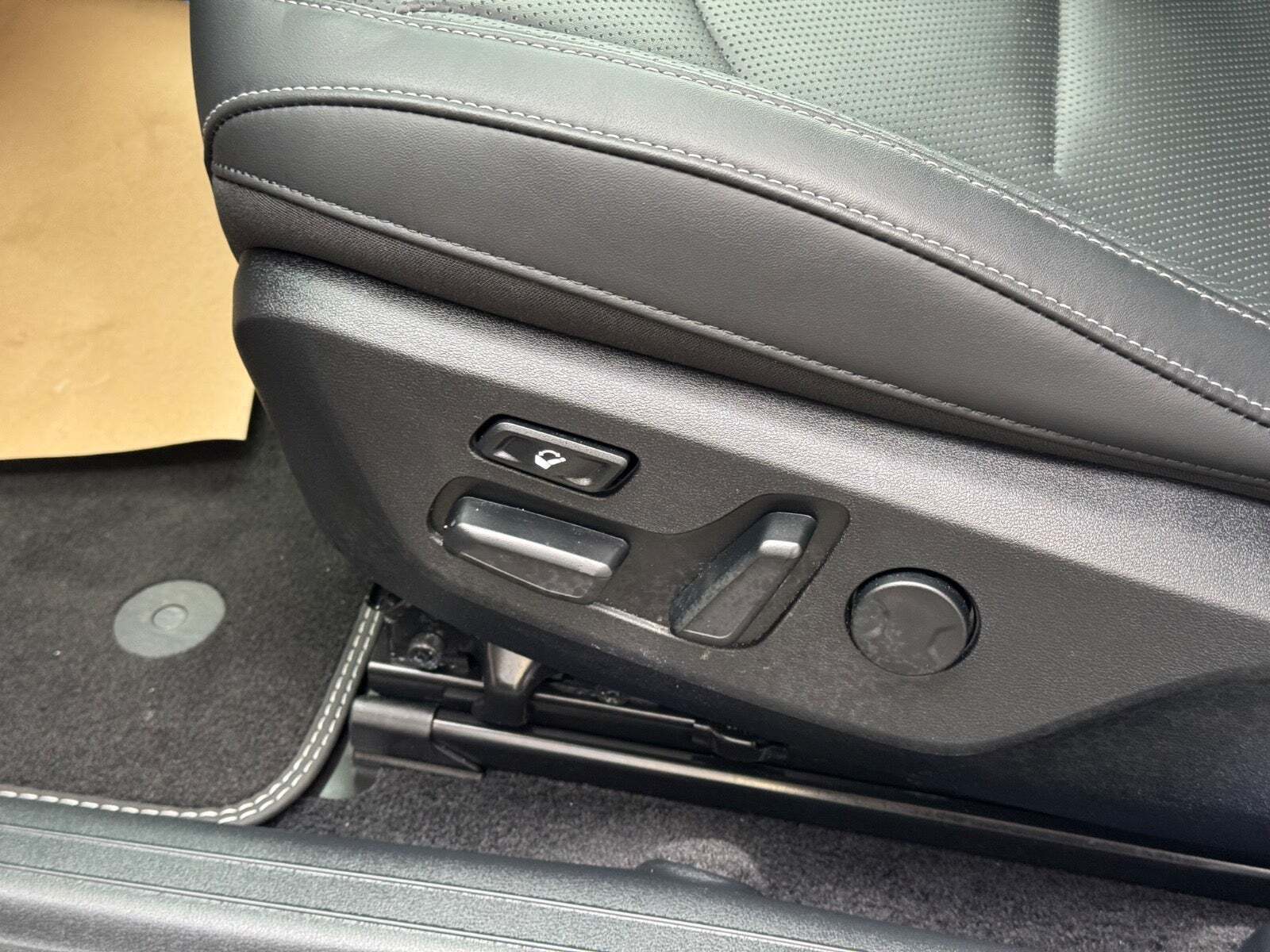 Grå Kia EV6 fra 2024