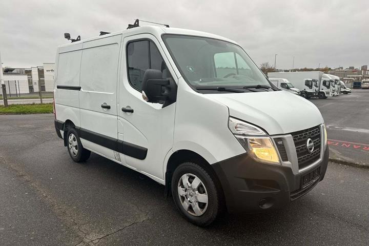 undefined Nissan NV400 fra 2012 set udefra