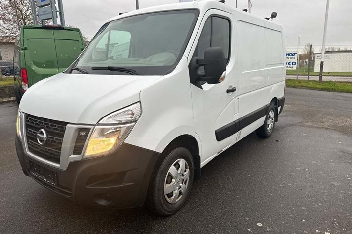 undefined Nissan NV400 fra 2012 set udefra