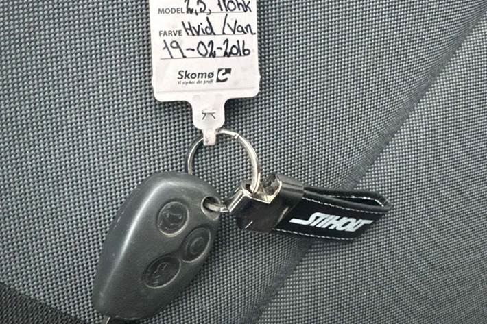 undefined Nissan NV400 fra 2012 set udefra