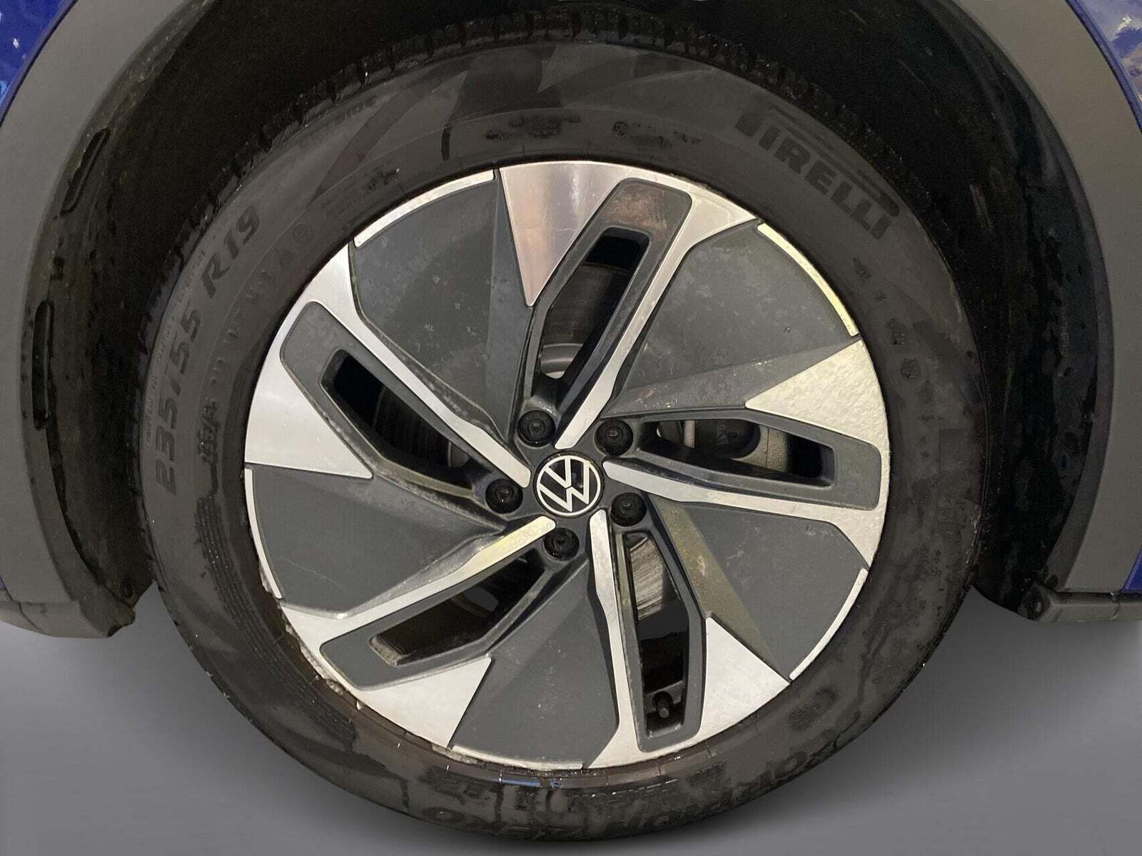 Blå VW ID.5 fra 2025