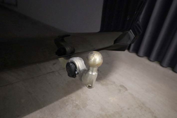 Sort BMW iX fra 2024