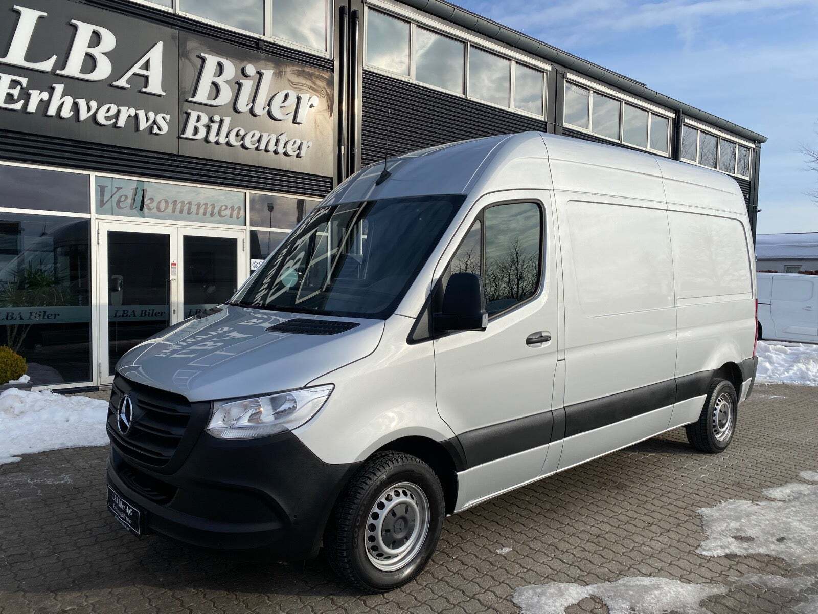 Mercedes Sprinter 215 2,0 CDi A2 Kassevogn aut. FWD