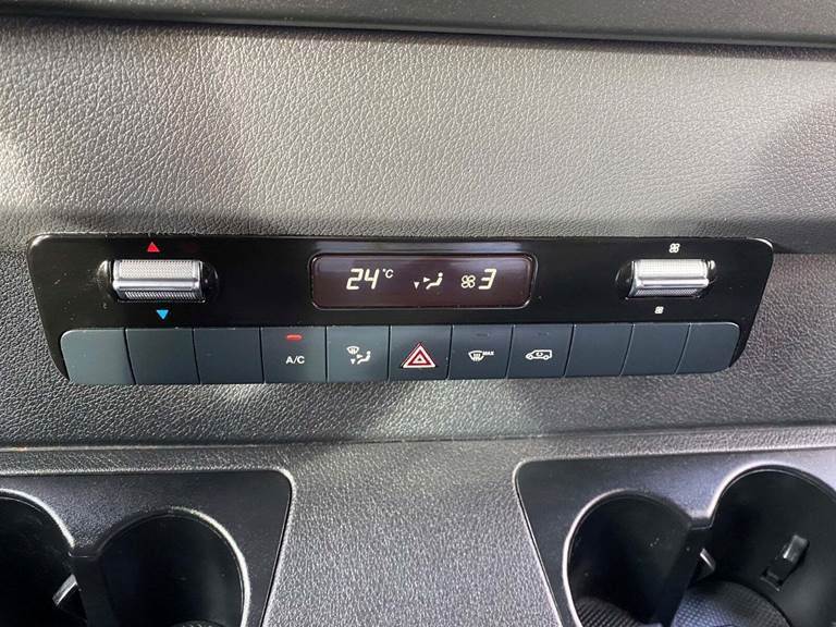 Mercedes Sprinter 215 2,0 CDi A2 Kassevogn aut. FWD